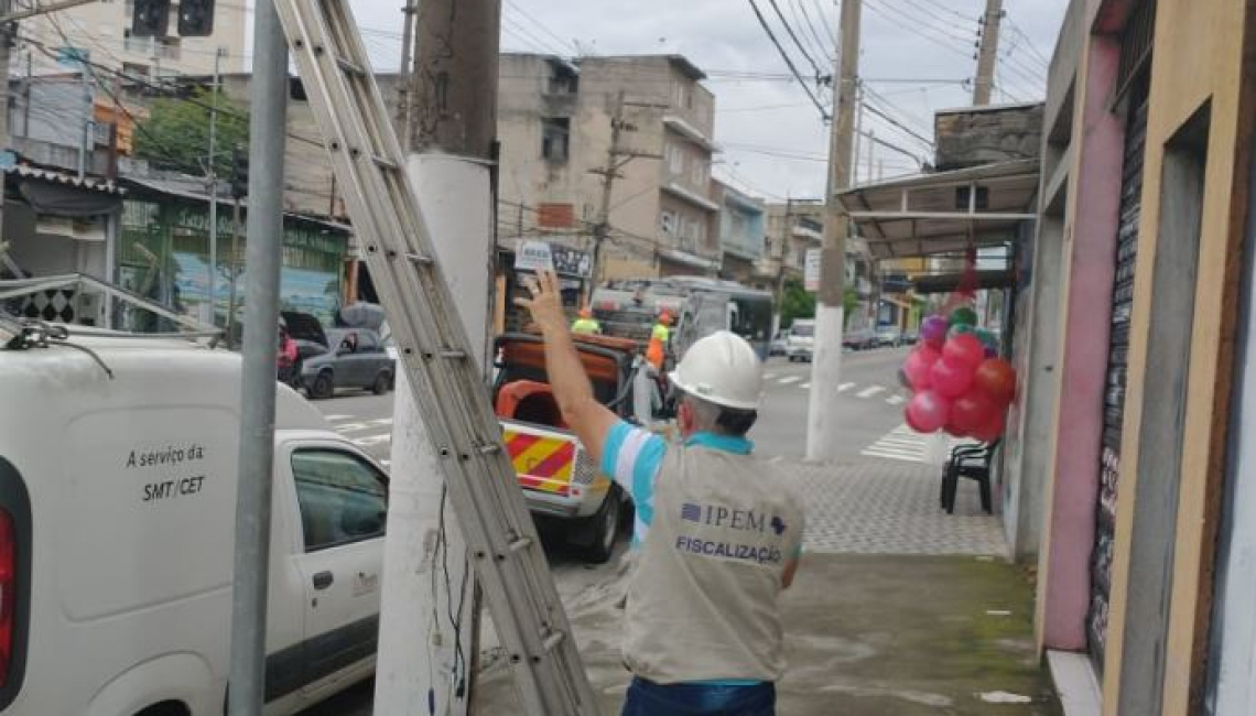 Ipem-SP verifica radar na Avenida Conceição, região da Vila Medeiros, zona norte da capital 